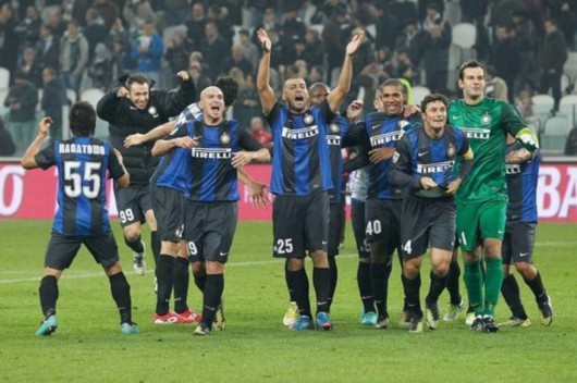 NBA：勇士主场狂胜灰熊 库里轰下45分