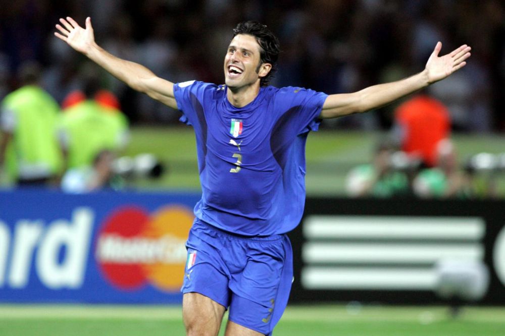 意媒：安古伊萨仅出现肌肉紧张并未受伤，预计休战10天