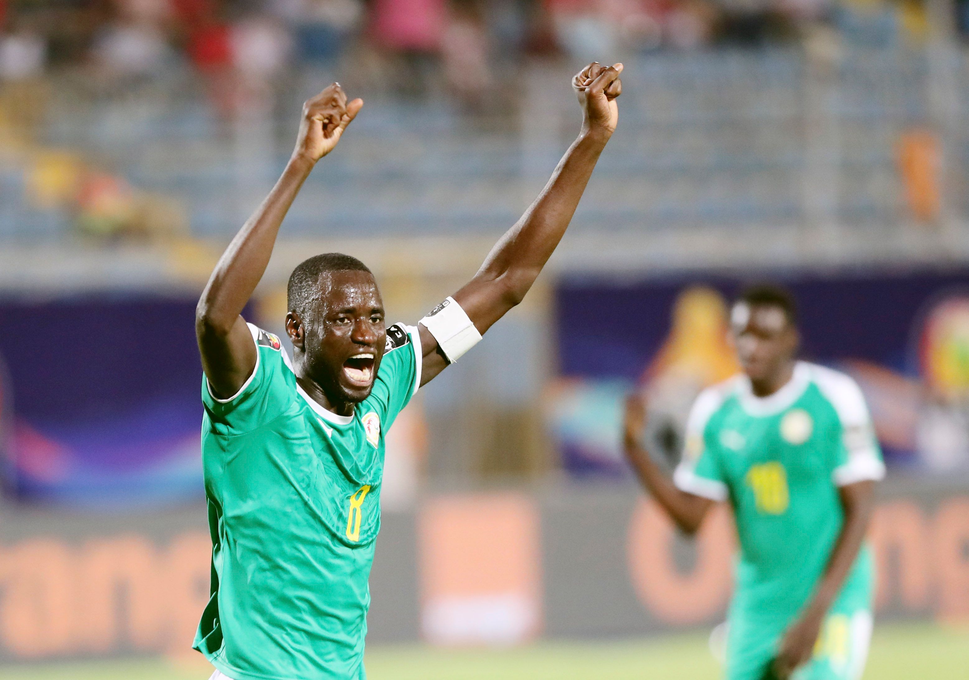 点谁呢？阿莫林整治曼联青训球员不良风气，有人自视甚高摆架子（点名谁？阿莫林整顿曼联青训风纪，部分球员自视过高摆谱）