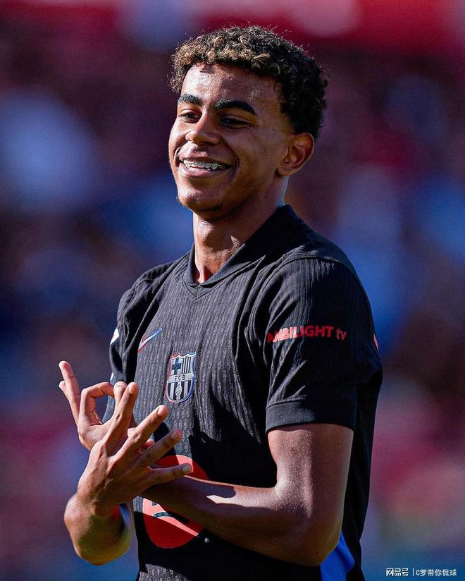 意甲第14轮裁判安排揭晓：那不勒斯迎战尤文图斯，拉佩纳执法（意甲第14轮裁判安排出炉：拉佩纳主哨那不勒斯对阵尤文图斯）