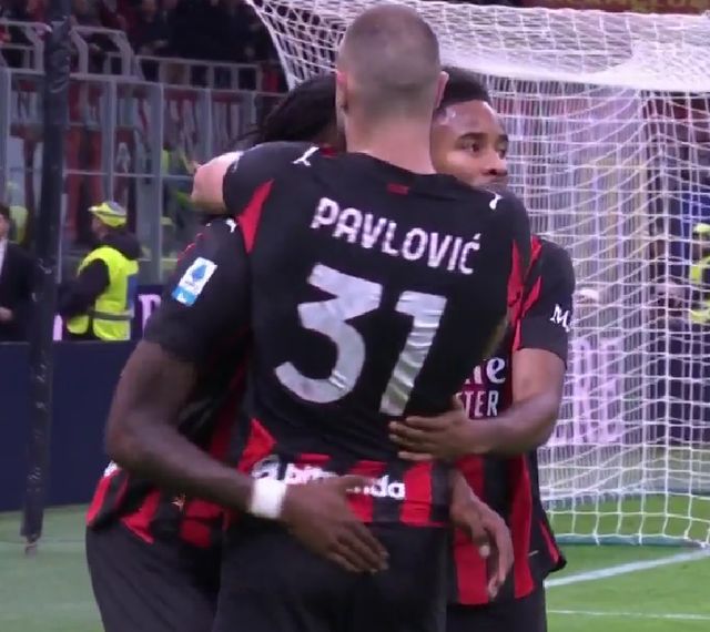 西班牙名帅批维尼修斯：非常丑陋，缺乏足球文化（西班牙名帅抨击维尼修斯：踢法不体面，缺乏足球素养）