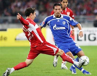 篮球篮网新援表现稳定