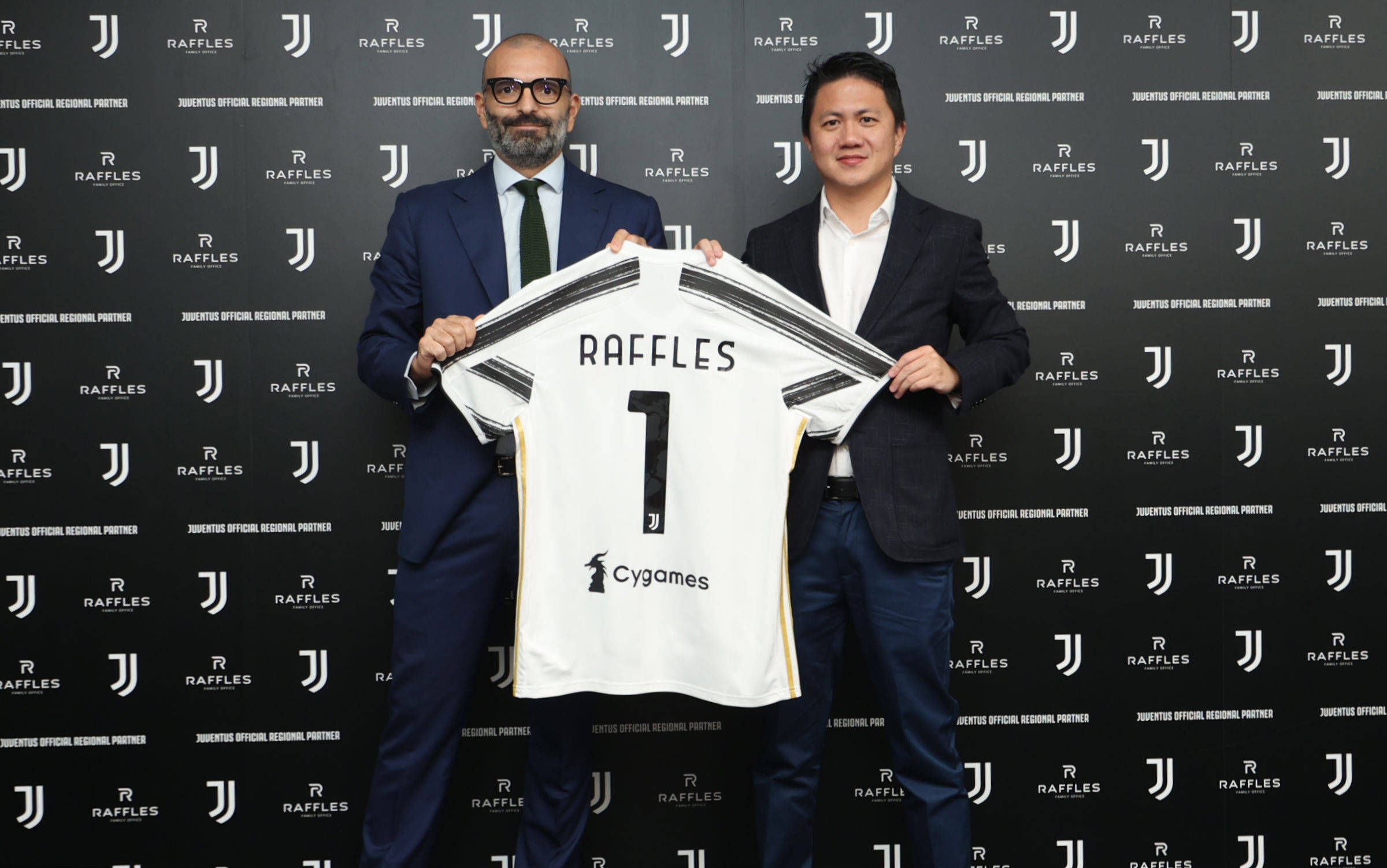 令人动容！残特奥会独腿飞人扑线摔破全国纪录