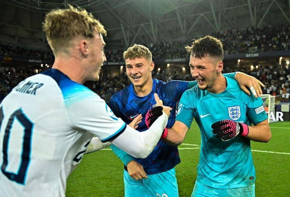 杰拉德评在英格兰、红军共事的最佳五人组：苏牙、鲁尼入选（杰拉德评选英格兰与利物浦生涯最佳五人组：苏亚雷斯、鲁尼入围）