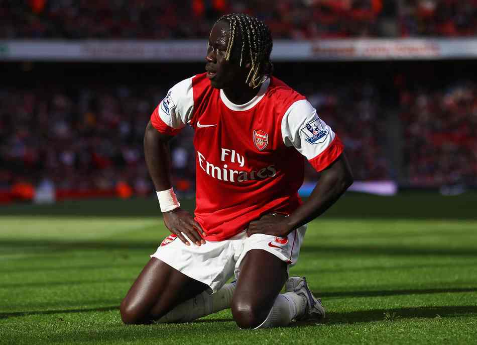 伯恩茅斯欲留塞梅约至赛季末，英超五强关注其解约条款（伯恩茅斯拟让塞梅约留队至赛季收官，英超五强盯紧其解约条款）