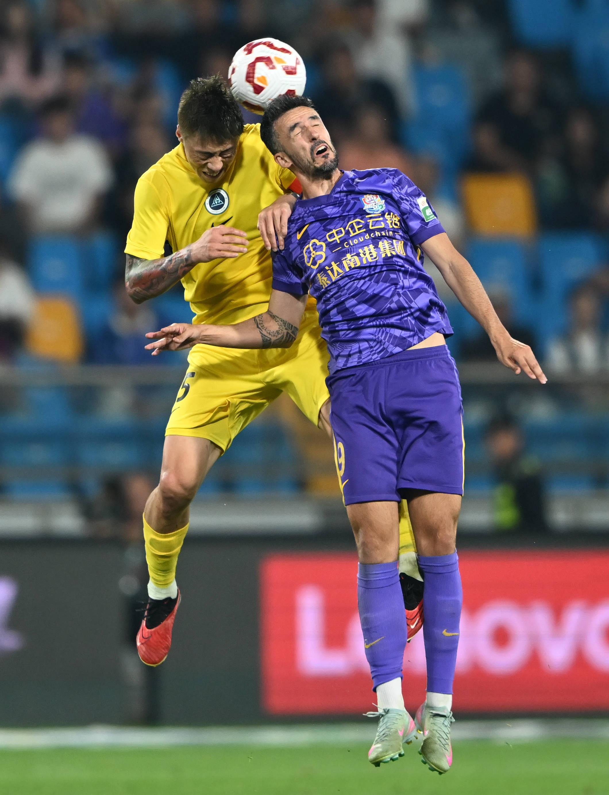 西媒：皇马10名后卫伤了6人，3天后就要对阵曼城