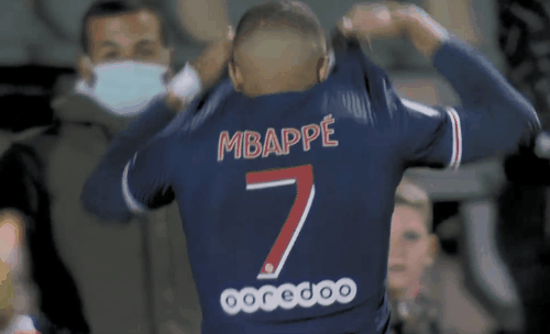 图片报：虽然脚踝疼痛感依然强烈，但基米希想带伤出战阿森纳