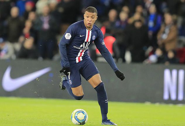 Shams：安东尼·戴维斯计划在今天对阵湖人的比赛中复出