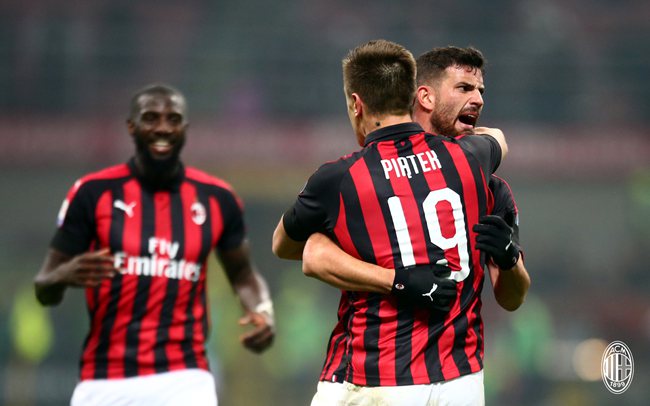 足协杯决赛：险象环生，北京国安大战河南杜康（足协杯决战：北京国安对阵河南杜康，惊险不断）