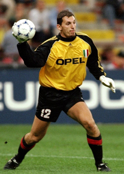 林诗栋说感谢大哥大姐莎头绷不住了林诗栋发言莎头表情亮了