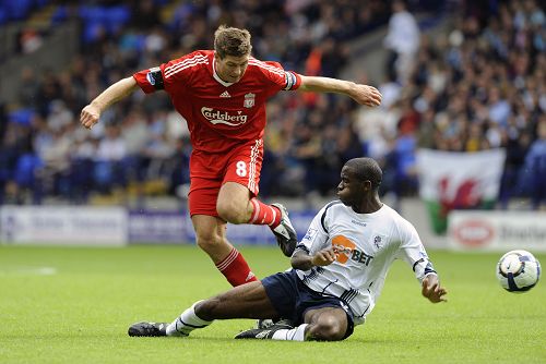 五人制足球速度与配合技巧解析