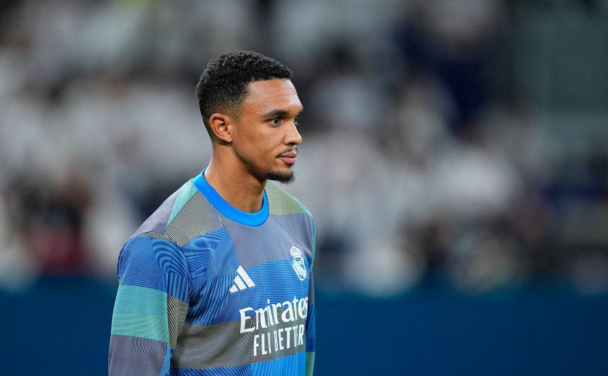 “苏超”决赛进行在即，人民海军泰州舰、南通舰为主队加油